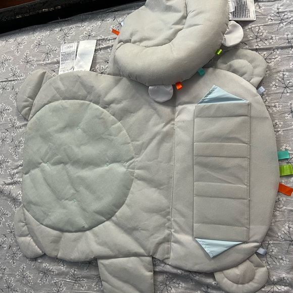 Bright starts - Tummy time prop & play Baby activity Mat - Picture 4 of 5